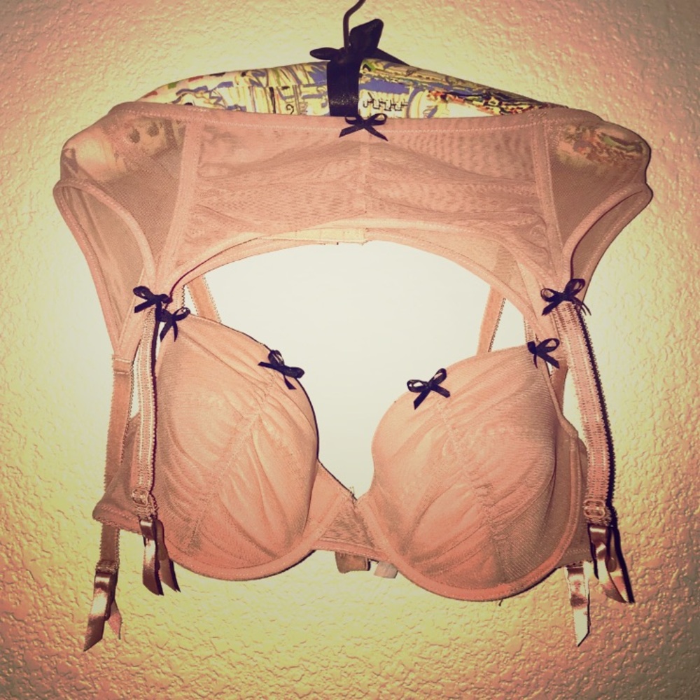 Sexy Bra & Garter Set